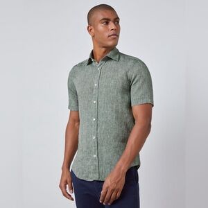 REI short sleeve button top in green